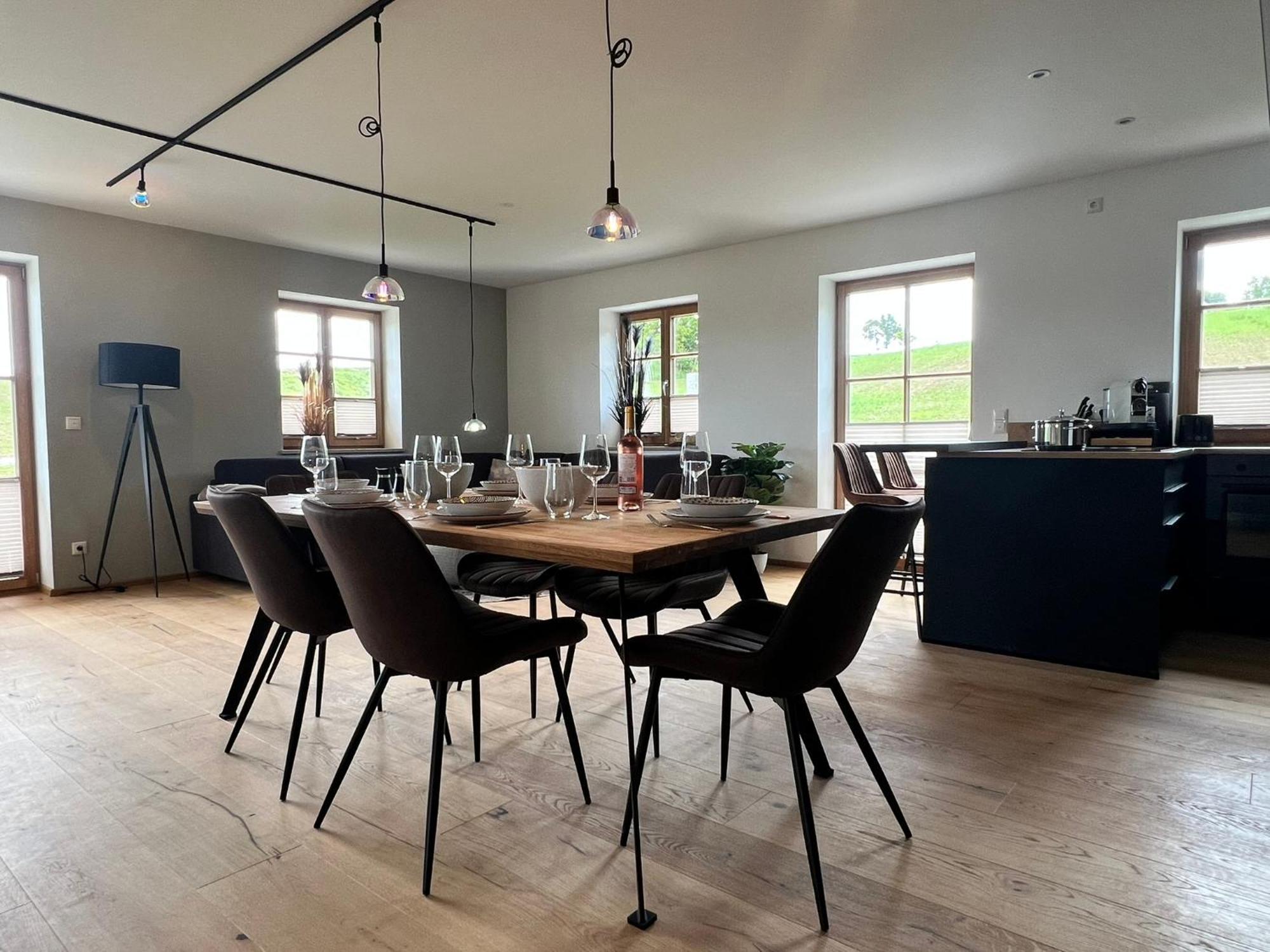 Stay Nice Apartments Dorfen Naehe Muenchen Jacuzzi Grillkota 75 Zoll Tv Bagian luar foto